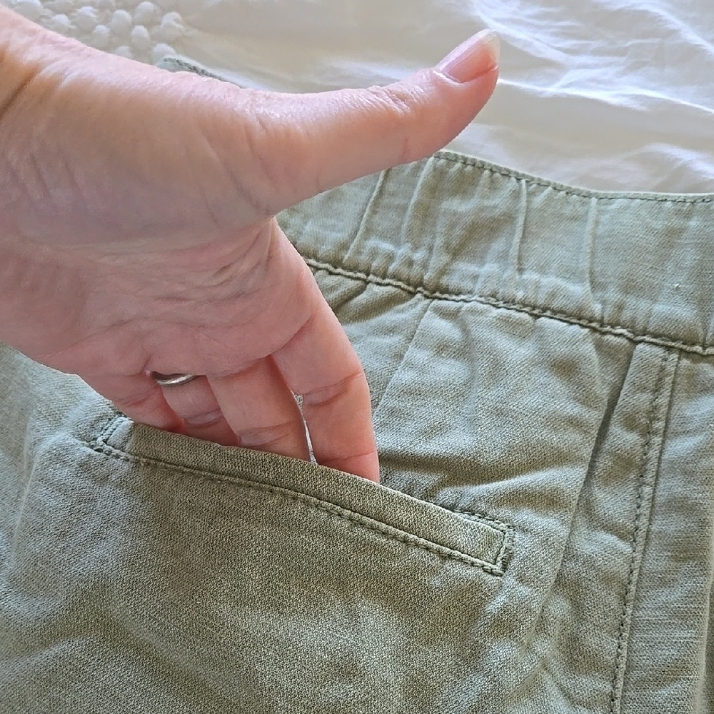 Joie Olive Women's Shorts - Picture 5 of 9